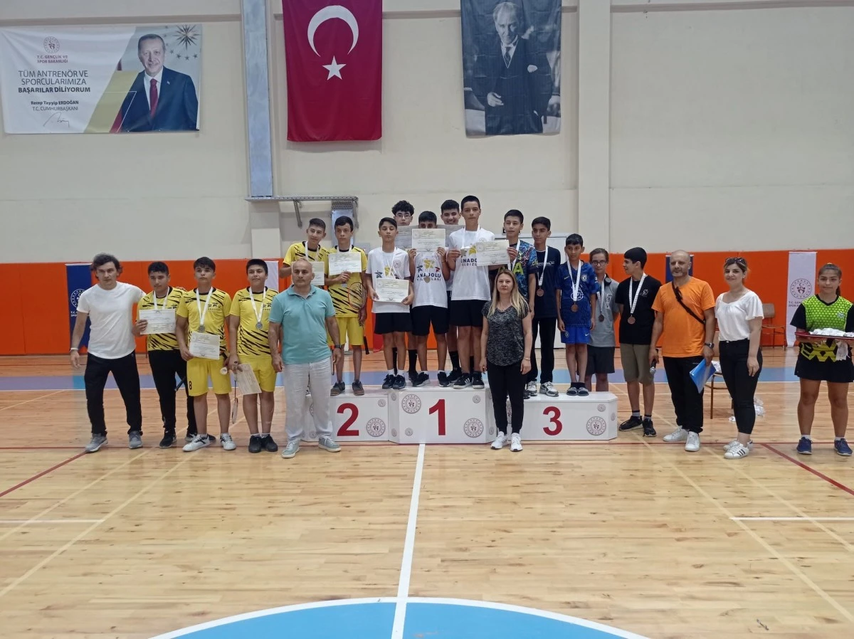Badminton Analig Ege Grup müsabakaları sona erdi