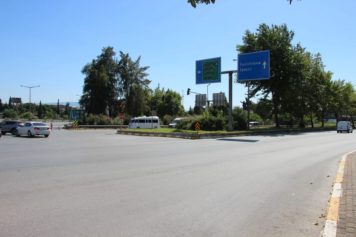 Aydın'da otoyolu Mimarsinan girişi 15 Ağustos'a kadar kapatıldı