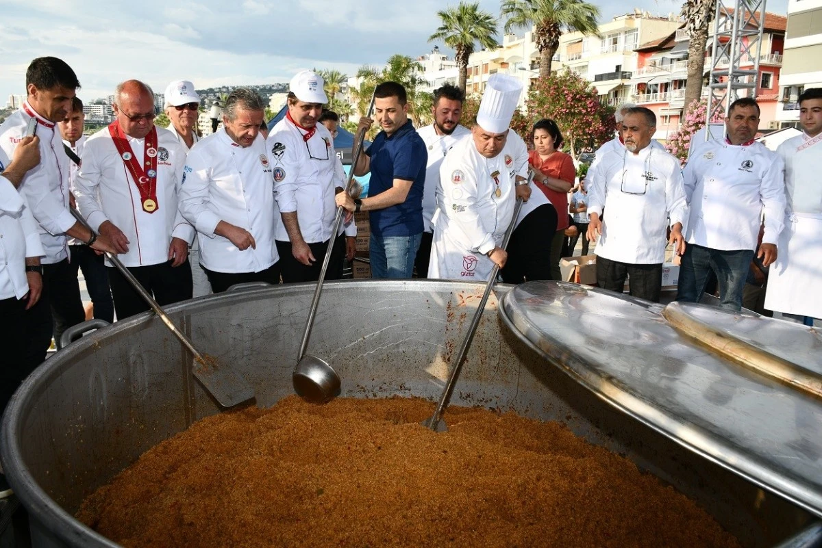 Kuşadası’nda Sokak Festivali coşkusu ikinci kez yaşanacak