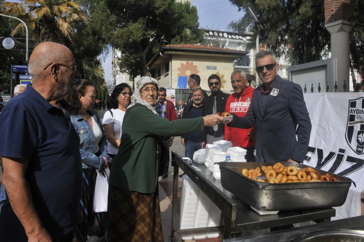 Aydınspor Masterlar, Atatürk için lokma döktürdü