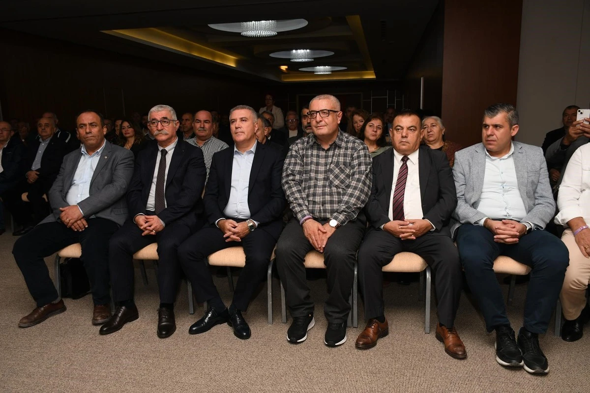 Kuşadası'nda Hacı Bektaş Veli Anadolu Kültür Vakfı Eğitim ve Danışma Çalıştayı başladı