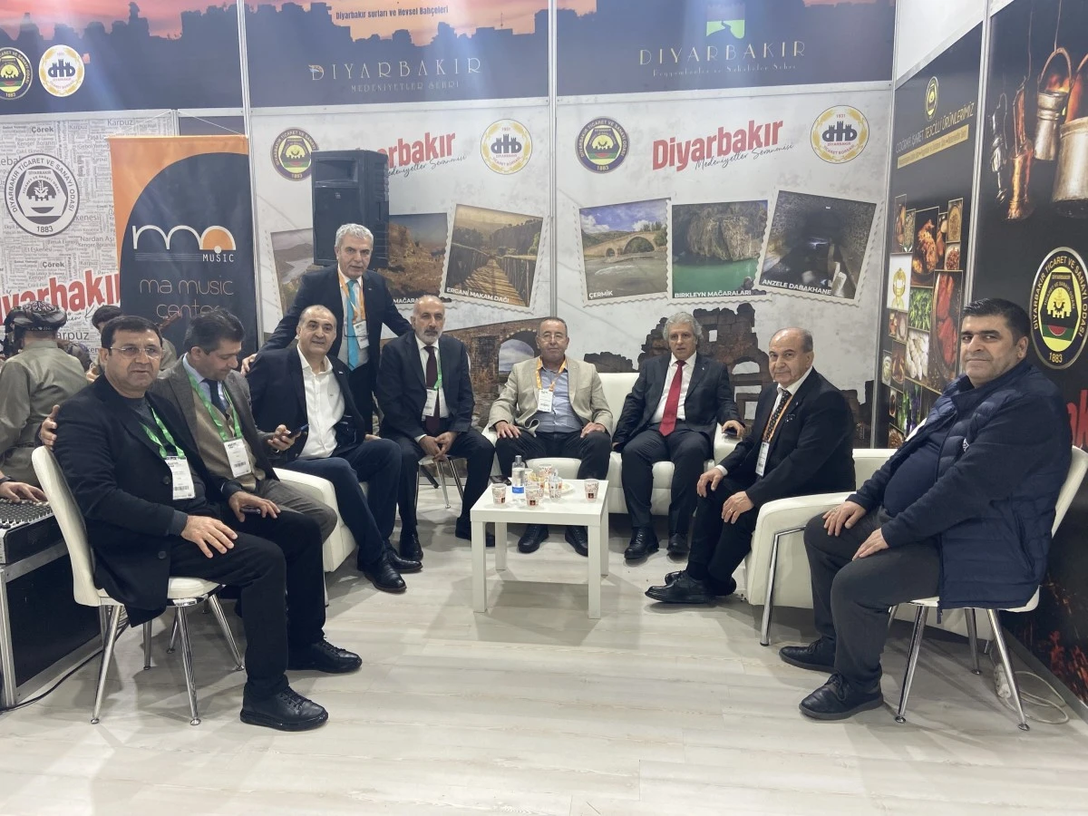 İzmir'deki fuarda Kuşadası rüzgarı esiyor