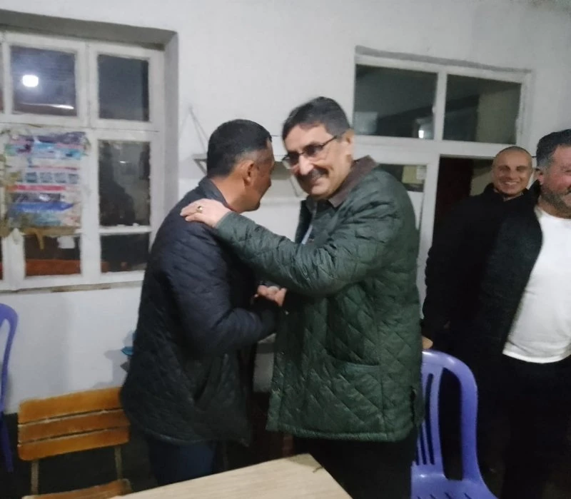İYİ Partili Başkan Adayı Zeki İnal dur durak bilmiyor