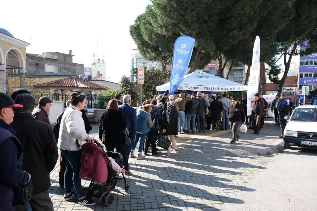 Aydın Büyükşehir Belediyesi'nden Regaip Kandili hayrı