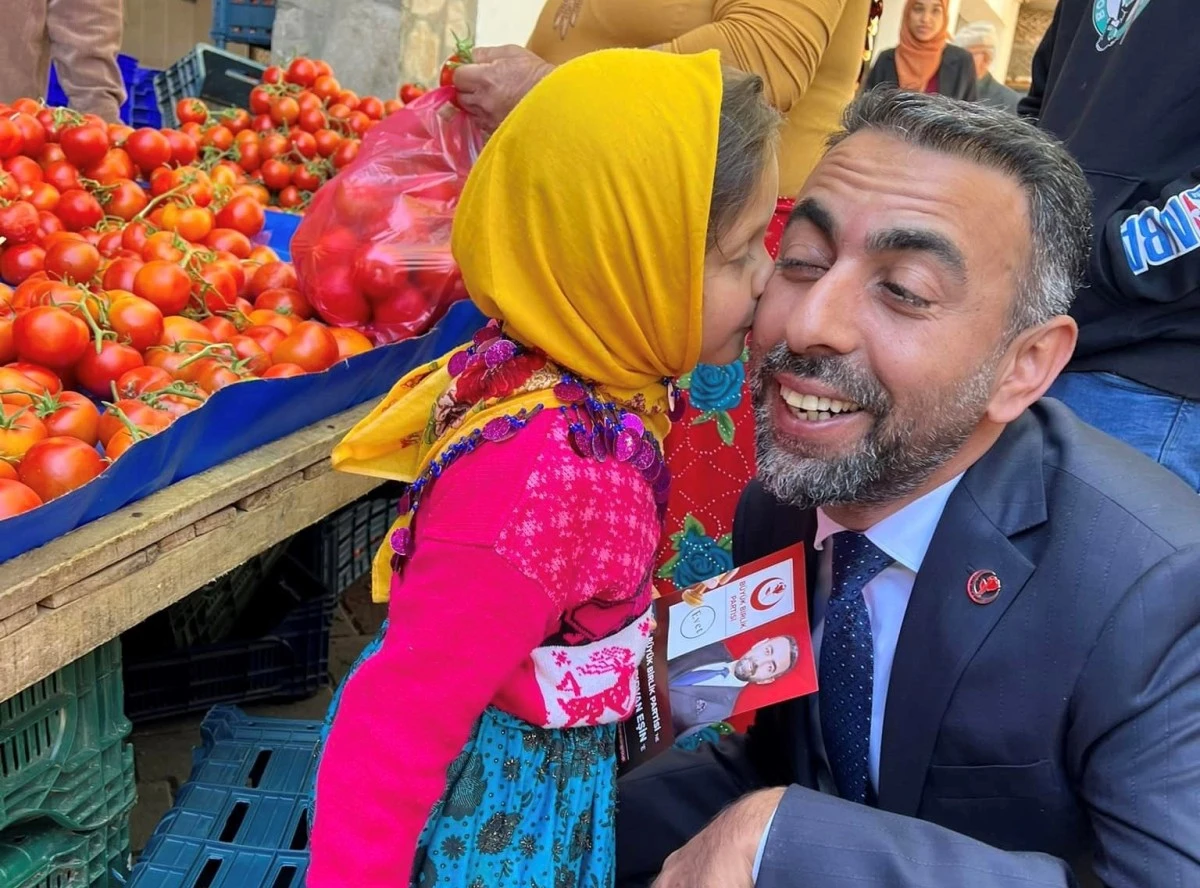 Eşin, Aydın’da sıkmadık el, basmadık toprak bırakmıyor