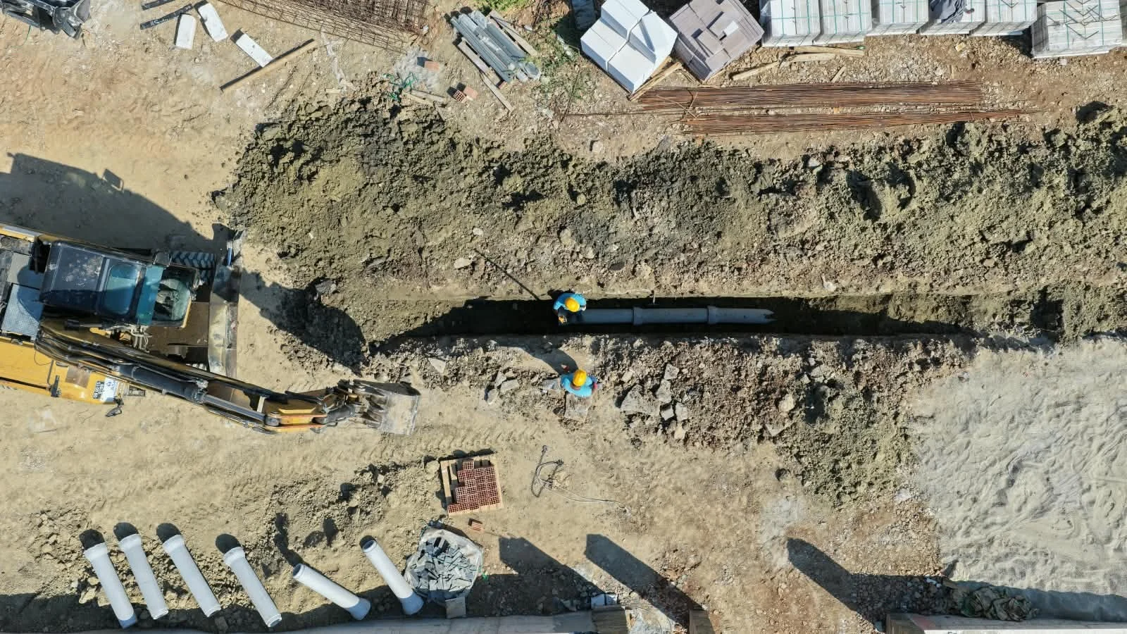 Didim Belediyesi Parke Taşı Döşeme Çalışmalarını Sürdürüyor