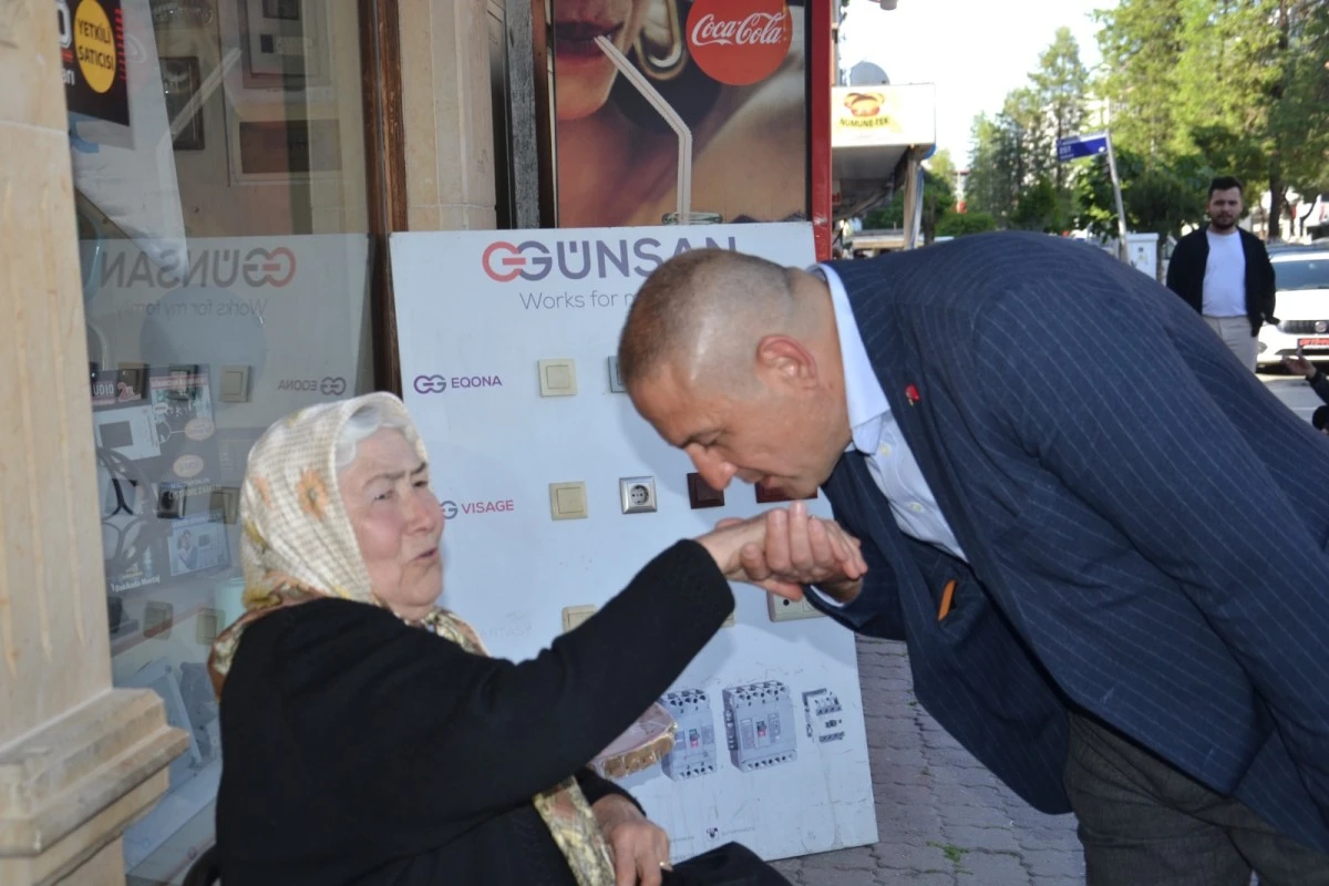 “NAZİLLİ’NİN ÖZ EVLADI MUSTAFA ABAK”