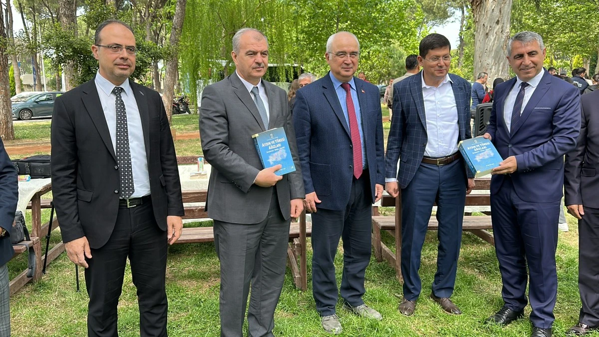Nazilli’de bir kitap bir pencere okuma etkinliği düzenlendi