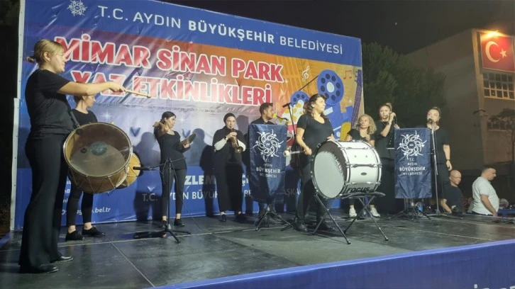 Aydın Büyükşehir Belediyesi'nden Mimar Sinan Parkı'nda müzik resitali