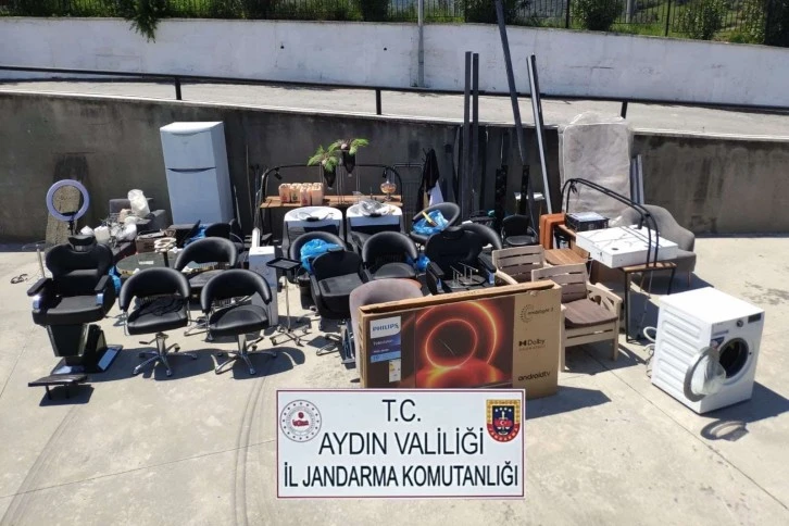 Bodrum'da kadın kuaförünü boşaltan hırsızlar Söke'de yakalandı