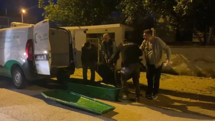Evinde bulunan Ahmet Ok'un ölümünde etil alkol şüphesi