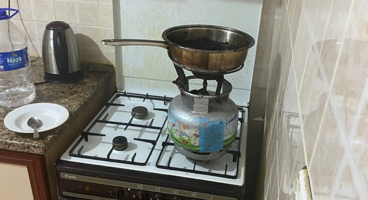 Ocakta unutulan yemek yangına neden oldu