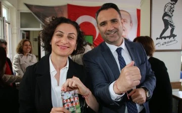 AKKENTLİ BAHARIN MÜJDECİSİ BİLEKLİĞİ TAKTI