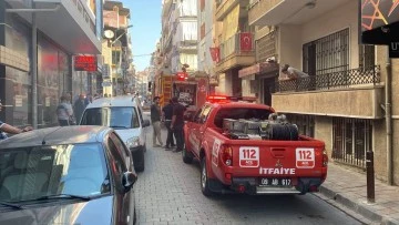 Alevlerden yalınayak kaçarak kurtuldu 