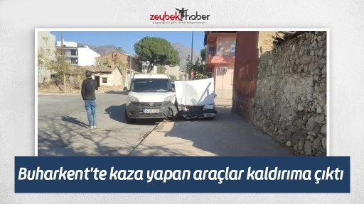 Buharkent'te kaza yapan araçlar kaldırıma çıktı
