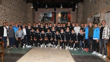 Nazilli Belediyespor U17 Futbol Takımı akşam yemeğinde buluştu
