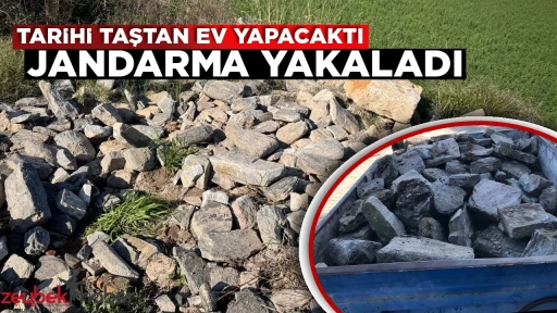 Tarihi taşlardan ev yapacaklardı, jandarmaya yakalandılar