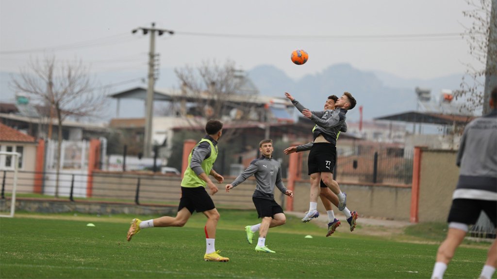 Nazilli Belediyespor, Esenler Erokspor hazırlıklarına başladı